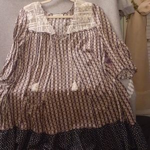 Very cute size extra large tunic